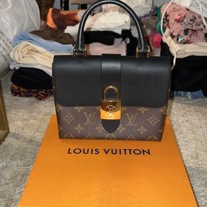 Louis Vuitton monogram locky bb